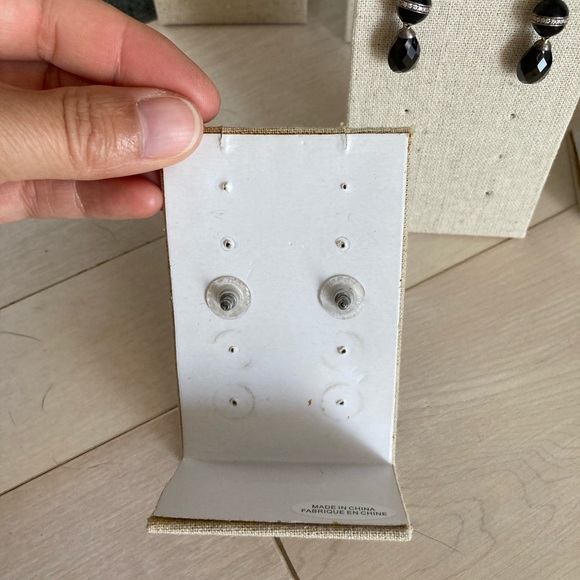 Jewelry organizers/presentation kit (Stella & Dot, Umbra, etc.) - Picture 3 of 10